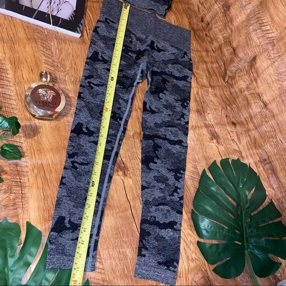 Grey camouflage gym set size S NWOT - Picture 5 of 11